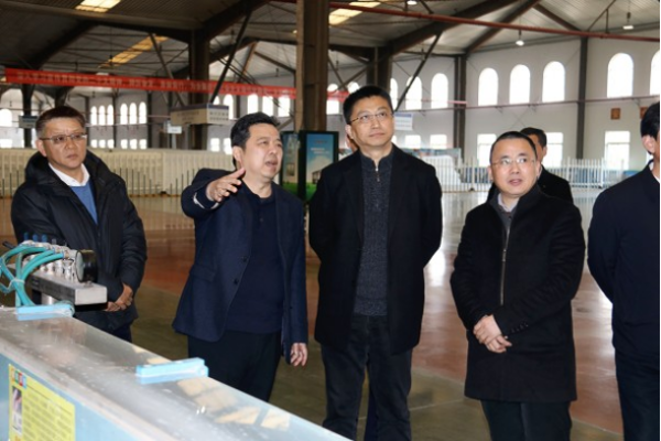 安徽省住房和城鄉(xiāng)建設(shè)廳黨組成員、副廳長(zhǎng)趙新澤到海螺考察調(diào)研 (對(duì)外發(fā)布)(1)698 安徽省住房和城鄉(xiāng)建設(shè)廳黨組成員、副廳長(zhǎng)趙新澤到海螺考察調(diào)研 (對(duì)外發(fā)布)(1)698